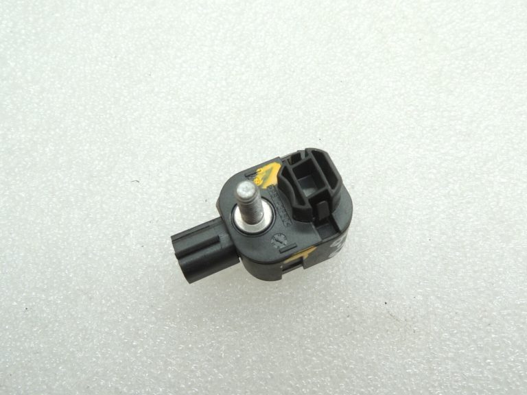 Opel Insignia B Gaisa spilvena sensors Crash sensors priekšējais kreisais 13583355