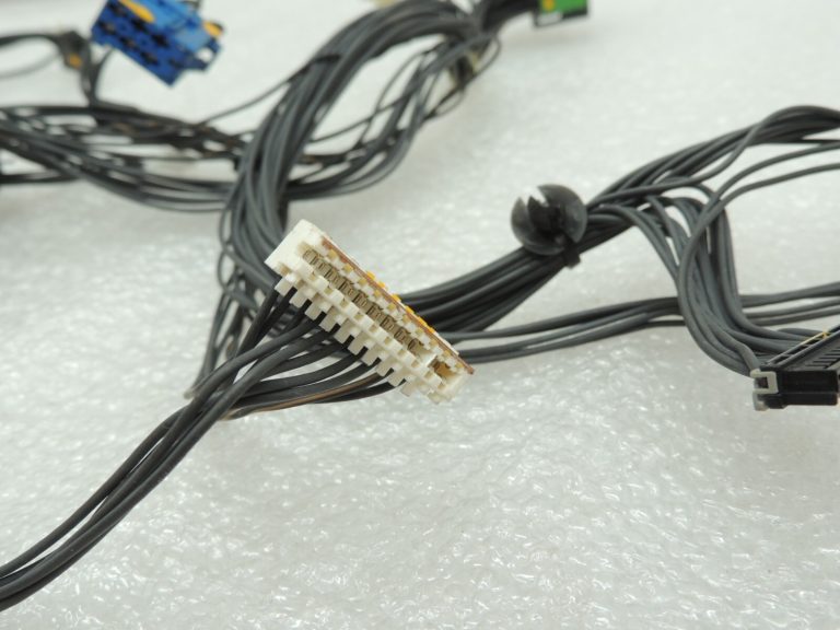 Opel Insignia B ZKW Intelli Lux Led priekšējo lukturu vadu instalācija pa kreisi pa labi
