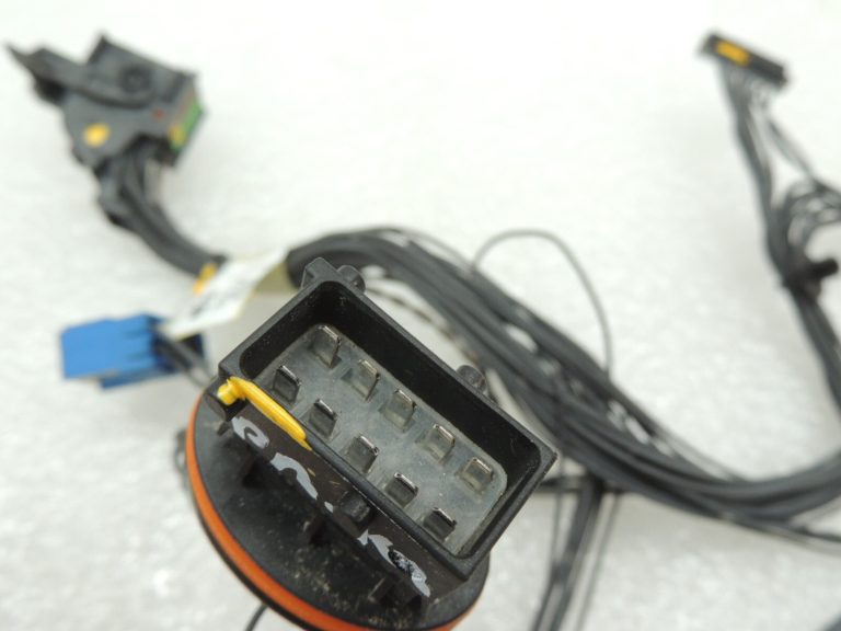 Opel Insignia B ZKW Intelli Lux Led priekšējo lukturu vadu instalācija pa kreisi pa labi
