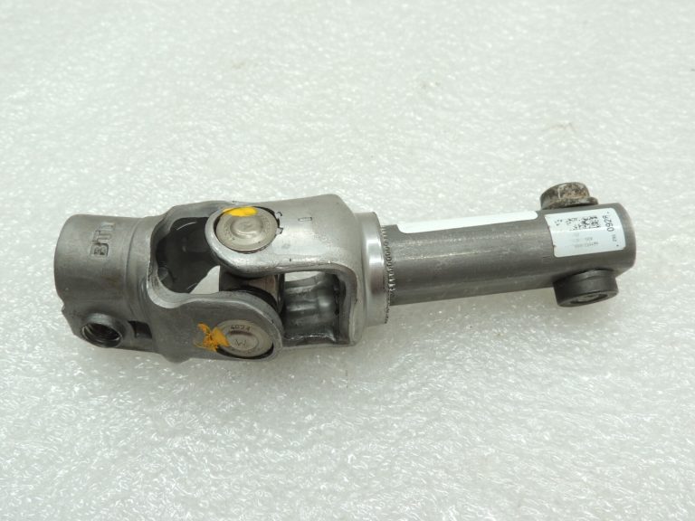 Opel Insignia B Apakšējā stūres vārpstas universālā locītava 22950928 Stūres vārpsta