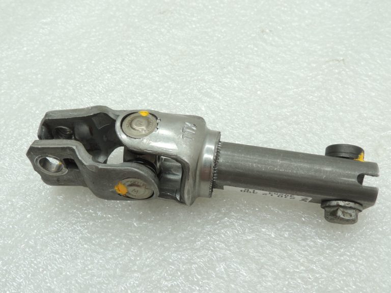 Opel Insignia B Apakšējā stūres vārpstas universālā locītava 22950928 Stūres vārpsta