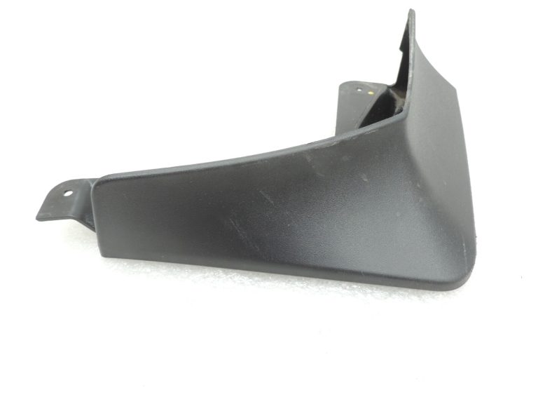Opel Insignia B hečbeks aizmugurējais dubļu atloku komplekts 39077361