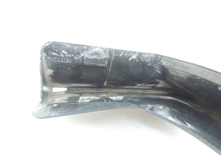 Opel Insignia B hečbeks aizmugurējais dubļu atloku komplekts 39077361