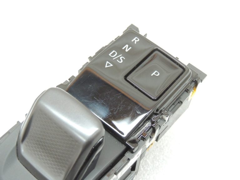 Seat Cupra Leon KL8 pārnesumu pārslēgs 5FA713059BXEZ