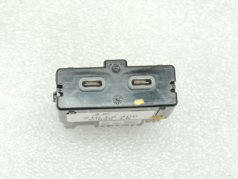 Seat Cupra Leon KL8 Aizmugurējais divviru lādētājs C tipa 3G5035954A