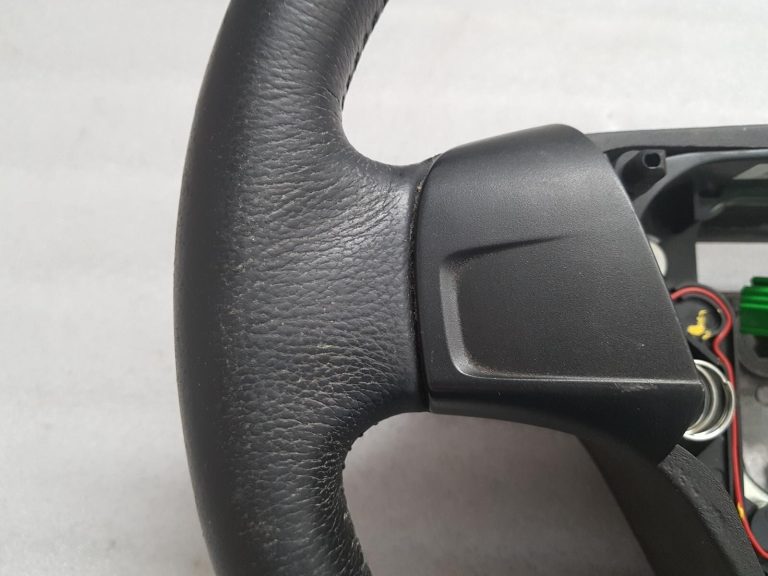 Volvo C30 C70 V50 S40 Ādas stūres rats melns 31351045 Stūres rats
