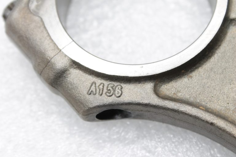 Oriģinālais Mercedes Benz AMG M156 (156.984) savienotājstienis A1560300920