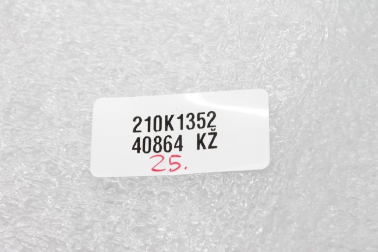Mercedes Benz AMG M156 (156.984) Sadales vārpstas sensors kreisais labais A0061537128