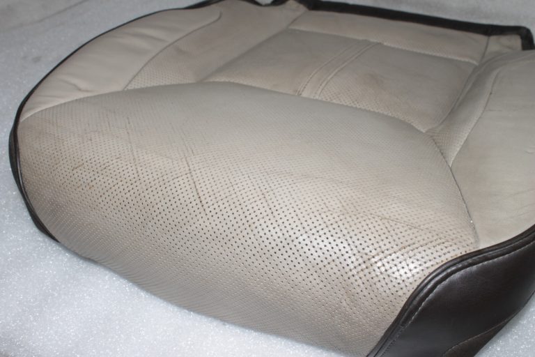 Lancia Thema II priekšējo kreiso sēdekļu spilvens Mochacino āda K68138323AA