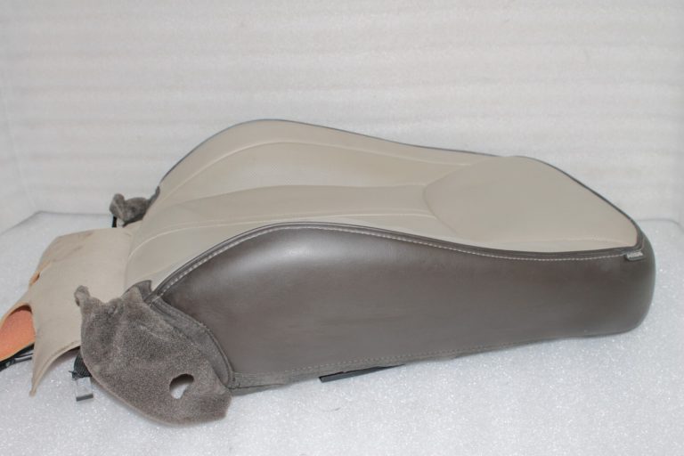 Lancia Thema II Priekšējo kreiso sēdekļu atzveltne Mochacino āda K68156999AB