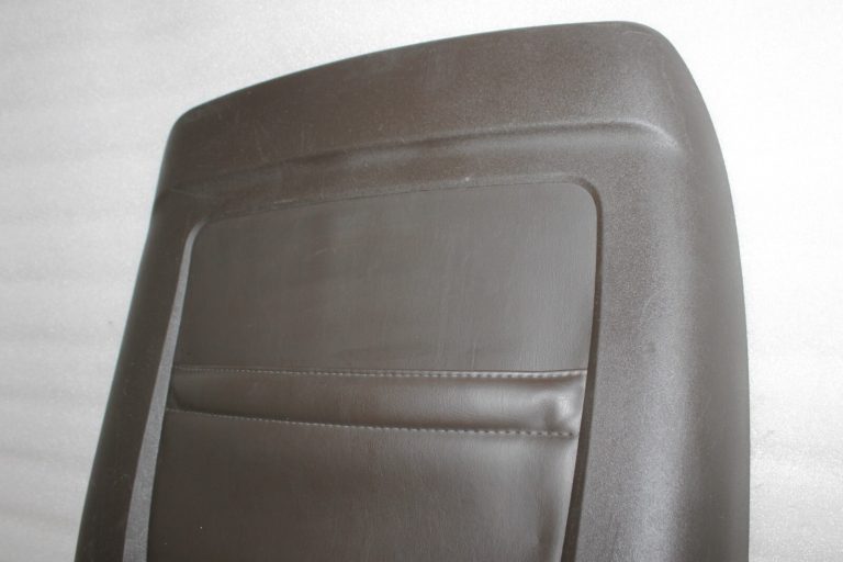 Lancia Thema II priekšējo kreiso sēdekļu atzveltnes aizmugurējais pārvalks Mochacino Brown