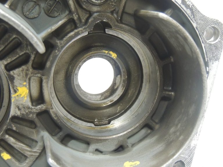 Opel Insignia A 2.0i 4×4 Turbo A20NFT pārnesumkārbas korpuss ieejas pusē