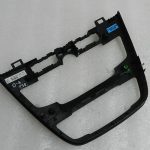 Opel Insignia A centrālās konsoles radio klimata kontroles slēdža vāks 22759483