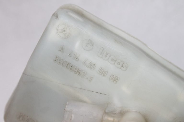 OEM Mercedes Benz Vaneo W414 bremžu šķidruma rezervuārs A4144300002, A2024300014