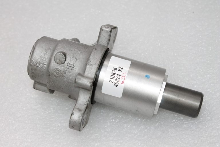 OEM Mercedes Benz Vaneo W414 Bremžu galvenais cilindrs A4144300001