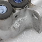 OEM Mercedes Benz Vaneo W414 Bremžu galvenais cilindrs A4144300001