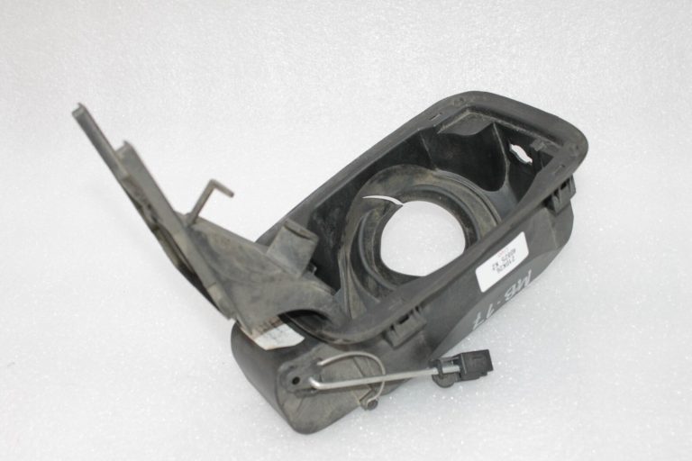 OEM Mercedes Benz Vaneo W414 degvielas uzpildes vāciņš degvielas uzpildes vāka eņģe A4146300267