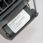 OEM Mercedes Benz Vaneo W414 degvielas uzpildes vāciņš degvielas uzpildes vāka eņģe A4146300267