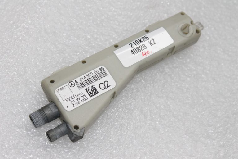 Oriģināls Mercedes Vaneo W414 antenas pastiprinātājs Amplifier antenas pastiprinātājs A4148200089