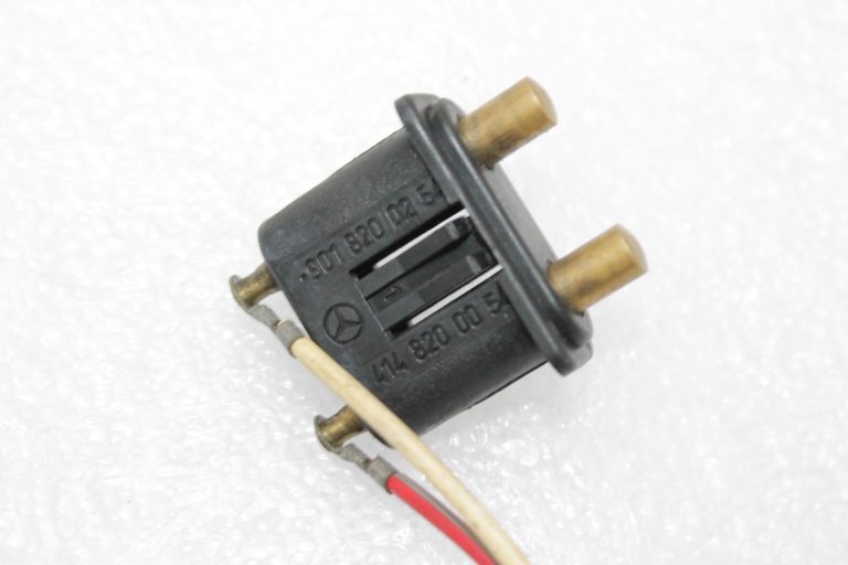 OEM Mercedes Benz Vaneo W414 bīdāmo durvju kontaktu slēdzis A4148200054, 9018200254