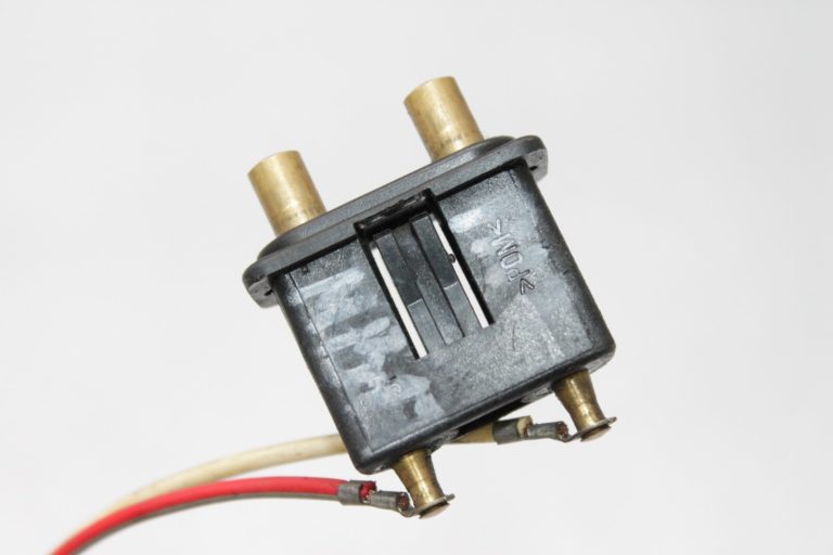 OEM Mercedes Benz Vaneo W414 bīdāmo durvju kontaktu slēdzis A4148200054, 9018200254