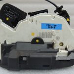 Oriģinālais Skoda Yeti Seat Leon 5F VW Golf VI VII Durvju slēdzene ZV Aizmugurējā labajā pusē