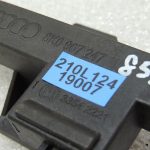 Audi A4 8K/A5 8T/8F/A6/A7 4G/A8 D4/Q5 8R Bezatslēgas sistēmas antena 8K0907247