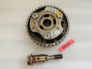 26Tkm oriģināls FORD 1.0 EcoBoost sadales vārpstas fāze izplūdes pusē 1812162