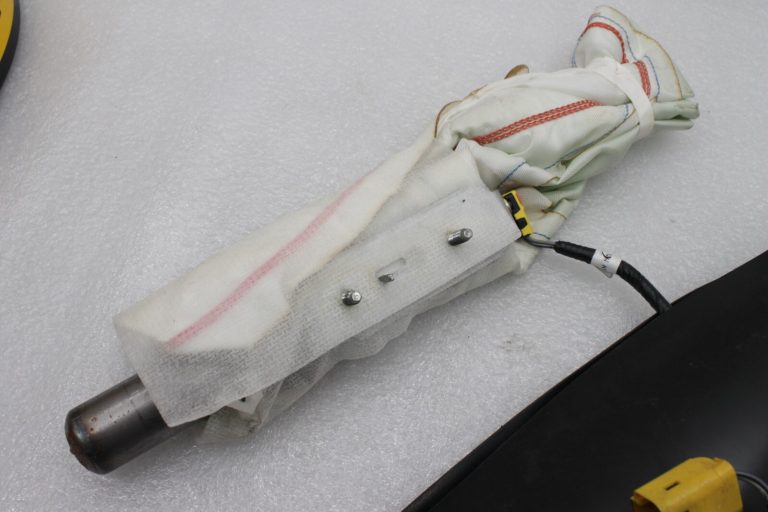 Lancia Thema II Priekšējie kreisie sēdekļi Drošības modulis K05108077AF, 05108077AF