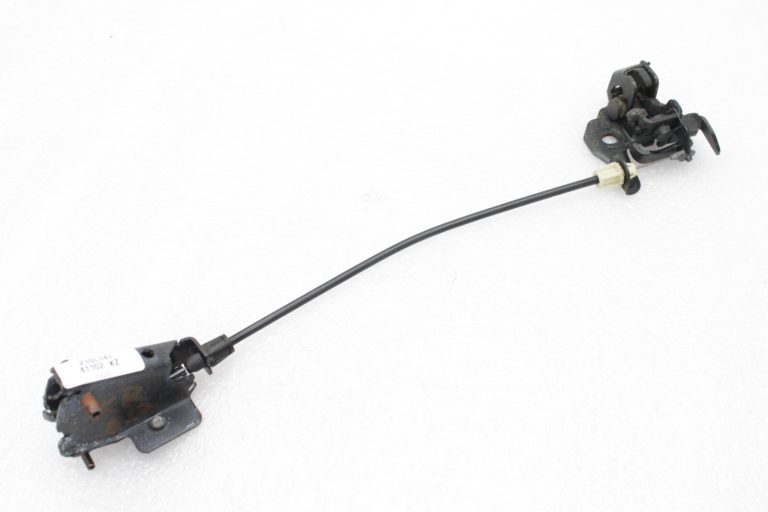 Lancia Thema II Aizmugurējā kreisā sēdekļa bloķēšana K68159643AA, 68159643AA