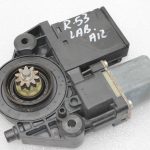 Renault Scenic/ Megane III Aizmugurējā loga regulatora motors pa labi 827303178R