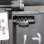 Renault Scenic/ Megane III Aizmugurējā loga regulatora motors pa labi 827303178R