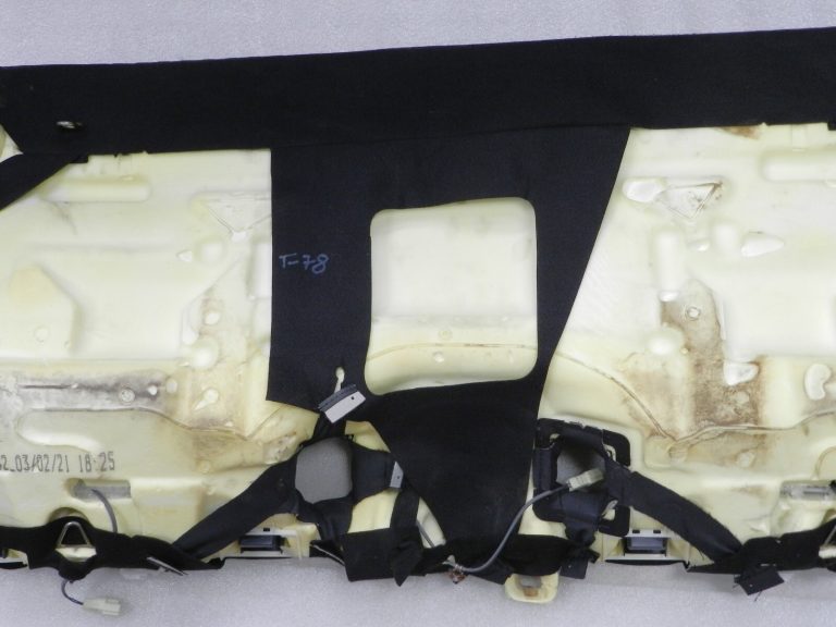 Toyota Yaris IV (XP210) Aizmugurējie sēdekļi 71503K0030, 71075K0040C1