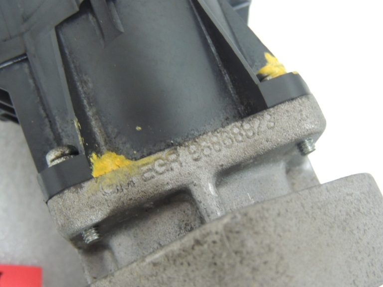 Opel Antara 2.2VCDi Z22D1 dīzeļdegvielas EGR vārsts EGR izplūdes gāzu recirkulācijas vārsts 96868923