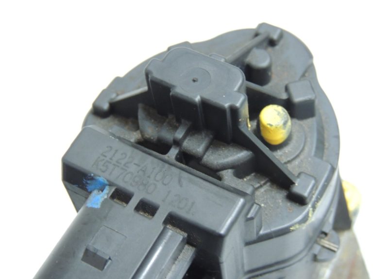 Opel Antara 2.2VCDi Z22D1 dīzeļdegvielas EGR vārsts EGR izplūdes gāzu recirkulācijas vārsts 96868923