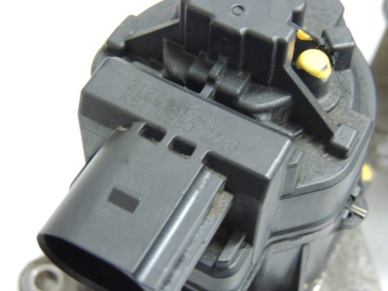 Opel Antara 2.2VCDi Z22D1 dīzeļdegvielas EGR vārsts EGR izplūdes gāzu recirkulācijas vārsts 96868923