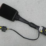 Opel Astra K Priekšējā kreisā drošības jostas sprādzes spriegotājs 39016995