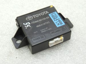Toyota Corolla E18 control unit immobilizer alarm module PZ464-00130-63