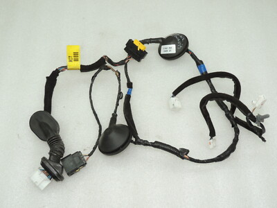 Hyundai i40 Durvju instalācijas instalācija aizmugurējā labajā pusē 916603Z070