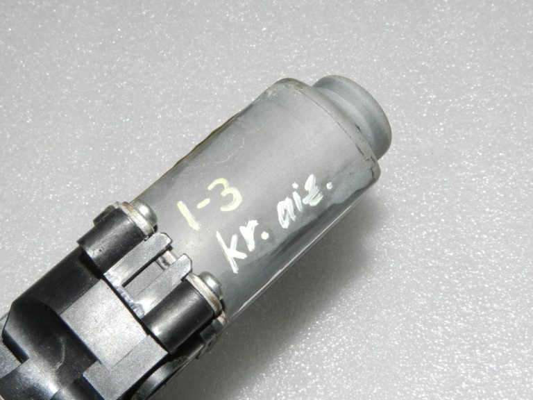 Lancia Thema II Dodge Charger LD aizmugurējā kreisā loga motors 68104331AA