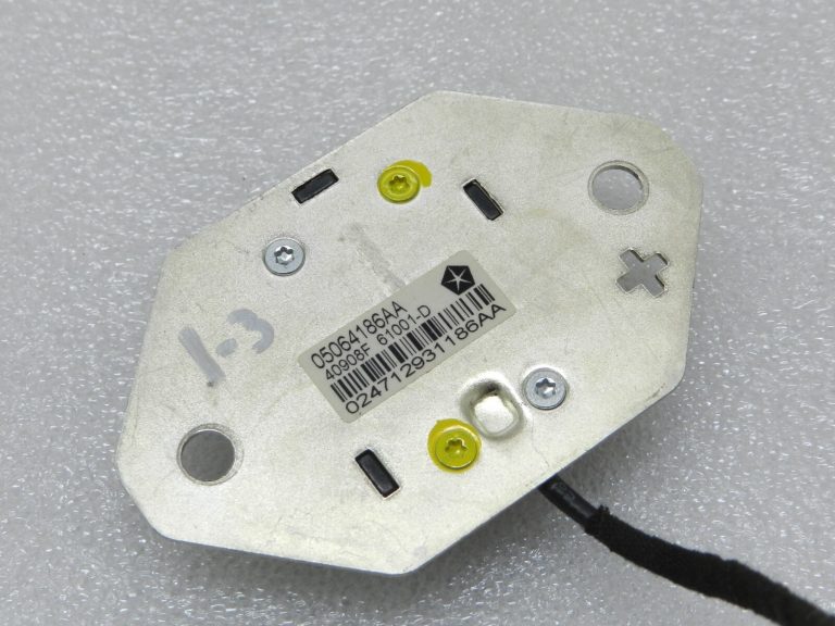 Lancia Thema II Chrysler 300C LD GPS antenas vadības bloks K05064186AA, 05064186AA