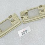 1x oriģinālais Lexus RX III (AL10) salona apgaismojums ziloņkaula krāsā 81340-30100, 8134030100A4