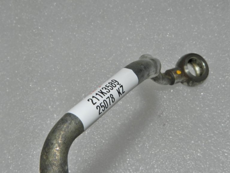 Lexus RX450h AL10 Eļļas dzesētāja caurule Eļļas caurule Nr.1 1577131010, 15771-31010