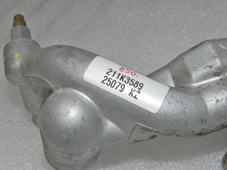 Lexus RX450h AL10 dzesēšanas šķidruma caurules termostata korpuss 1632331040, 163230W011