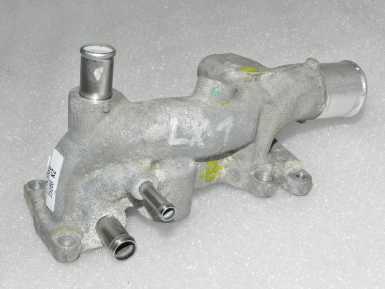 Lexus RX450h RX270 RX350 AL10 dzesēšanas šķidruma caurule 1633131180, 16331-31180