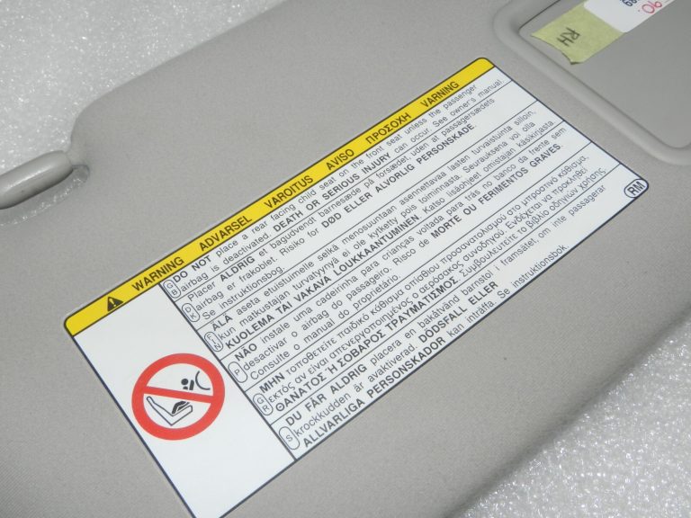 Lexus RX III (AL10) Saules aizsarglīdzeklis labajā pusē, pelēks 7431048310B0, 74310-48310-B0