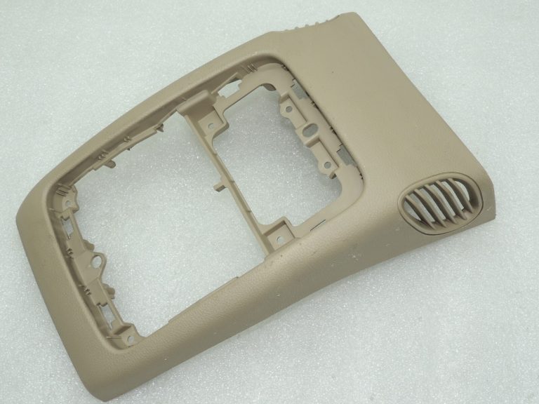 Jeep Grand Cherokee IV WK2 Centrālās konsoles aizmugurējā apdare Frost Beige