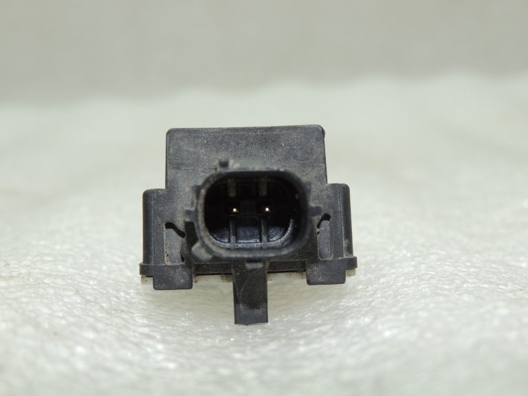 Toyota Avensis T27 gaisa spilvena sensors Crash sensors 8917302080 8917309A10