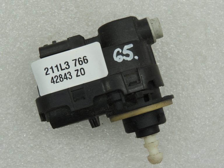 Toyota Avensis T27 priekšējo lukturu servomotors 92000866