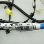 Toyota Avensis T27 interjera apakšējās virsbūves elektroinstalācijas siksna pa labi 8216205L40
